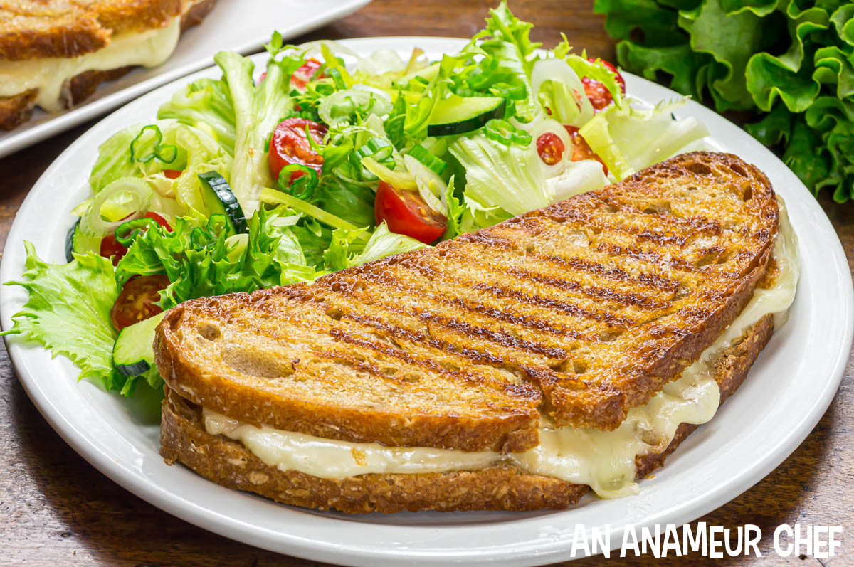 American-style grilled cheese sandwich
