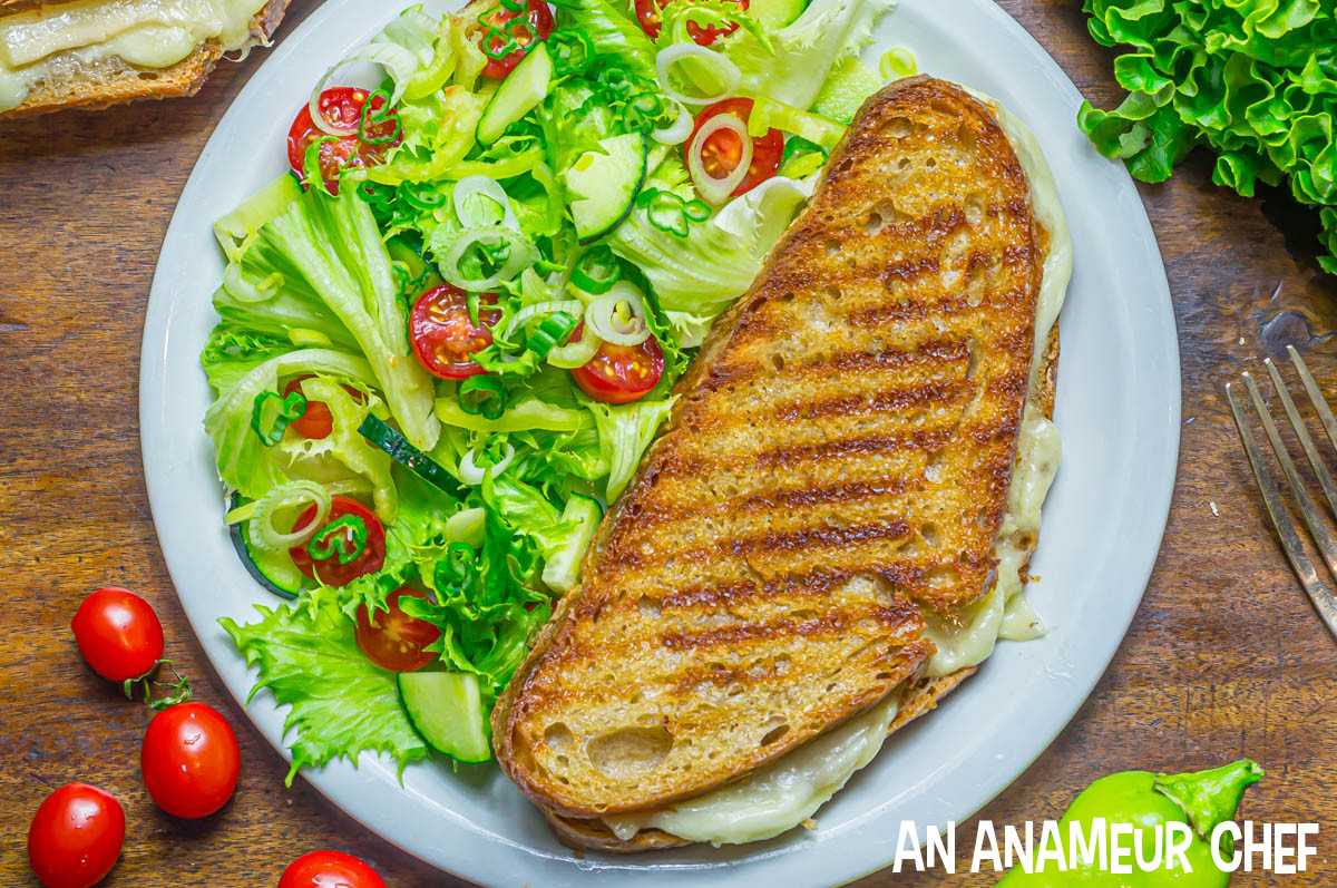 Grilled cheese sandwich